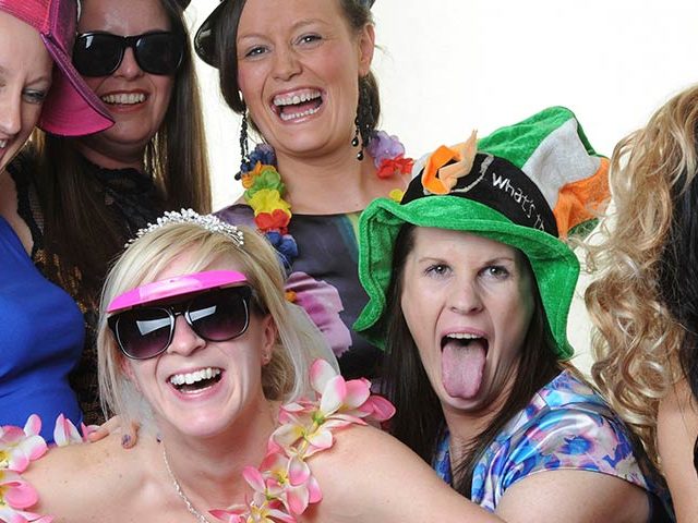 wedding photo booth Leeds, hire wedding photo booth, wedding booth Leeds, photo booth Leeds, wedding photo booth hire